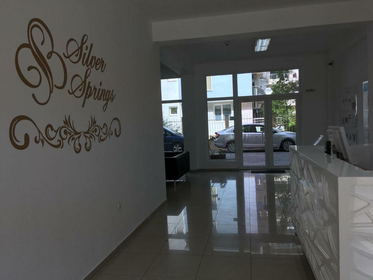 Silver Springs Apartments 써니비치 외부 사진